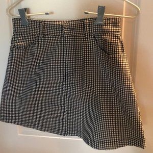 BLACK AND WHITE GINGHAM SKIRT
